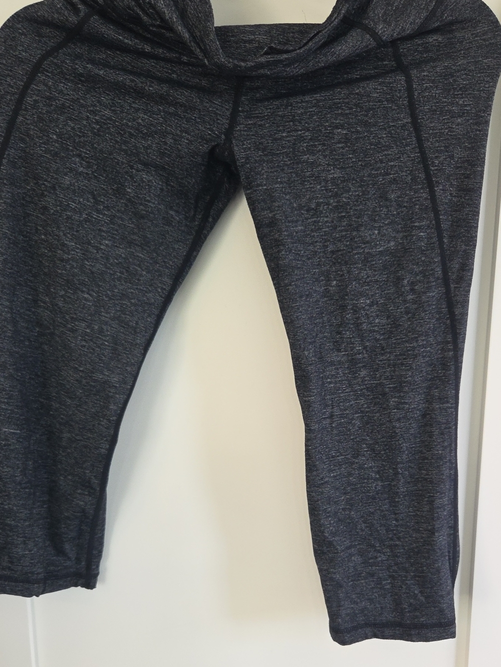 lululemon athletica Dark Heather Gray Capri Leggings